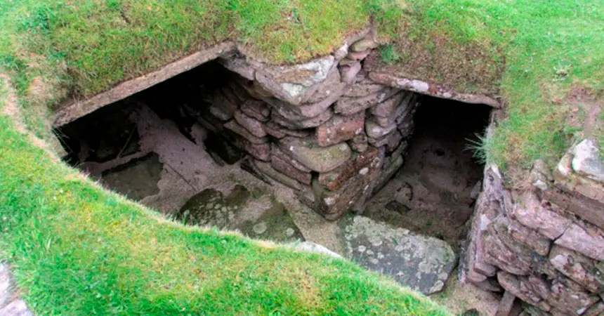 Descubrió una puerta que lo llevó a un mundo prehistórico