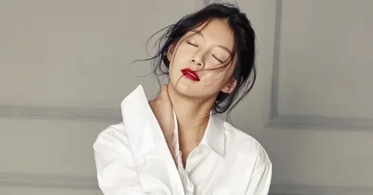 Gong Seung Yeon es un angel blanco para Sure