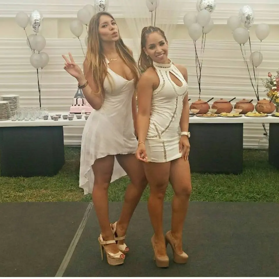 MUJERES DE PERU