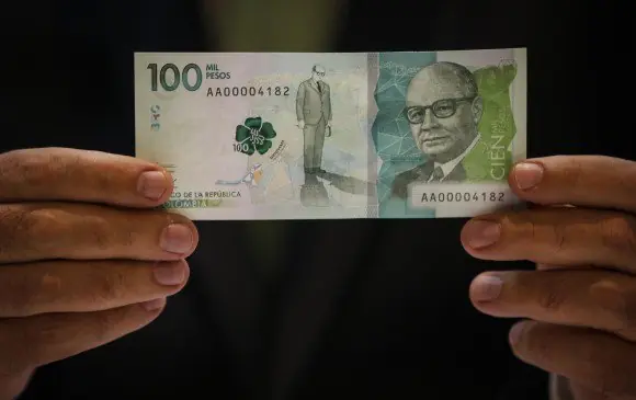 Colombia... billetes de $100.000 pesos