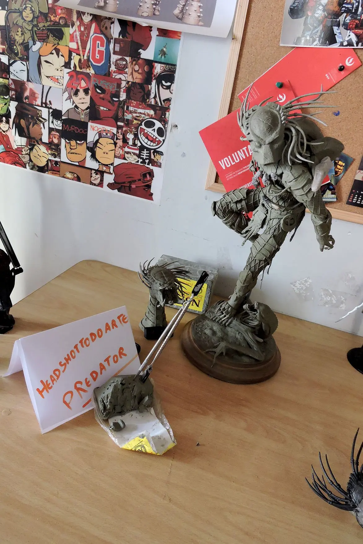 Hice un depredador de plastilina y te lo muestro