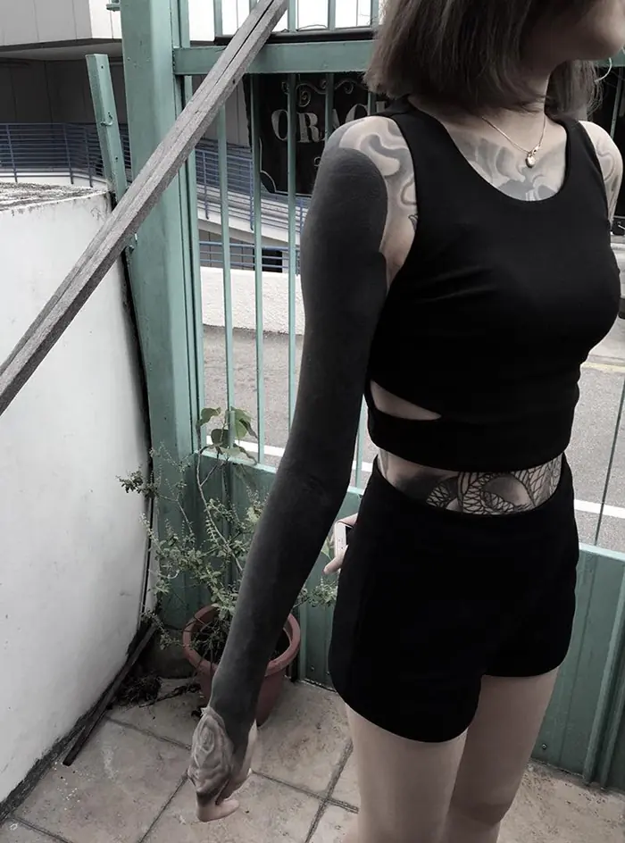 Cubrir el tatuaje que no te gusta, esta es una opción. Cubrir el tatuaje que no te gusta, esta es una opción.