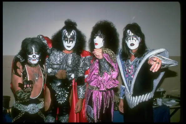 KISS