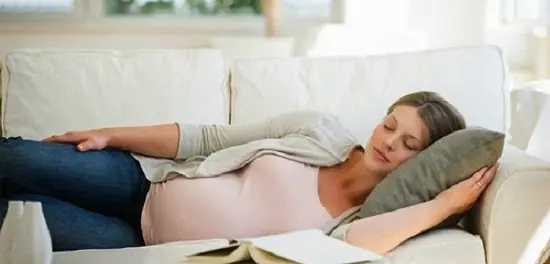 Te cuento porque debes dormir sobre tu lado izquierdo, vení Te cuento porque debes dormir sobre tu lado izquierdo, vení