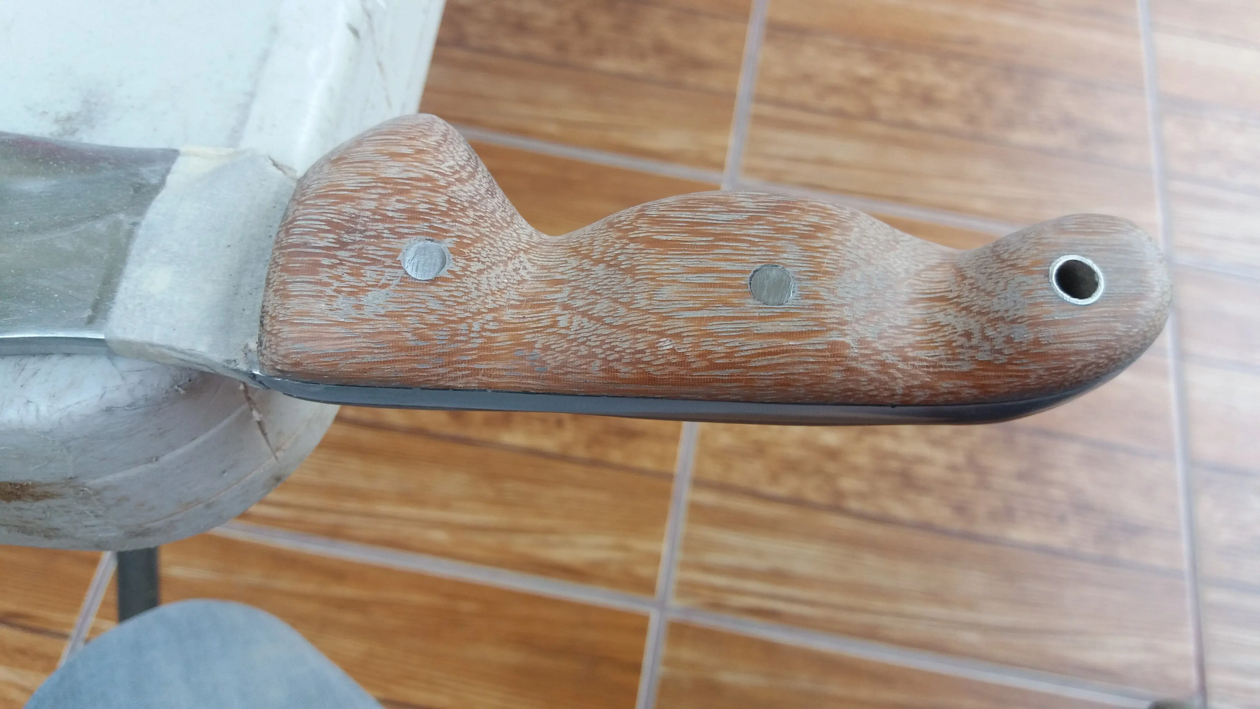 Fabricación de Cuchillo Bowie apartir de Muelle