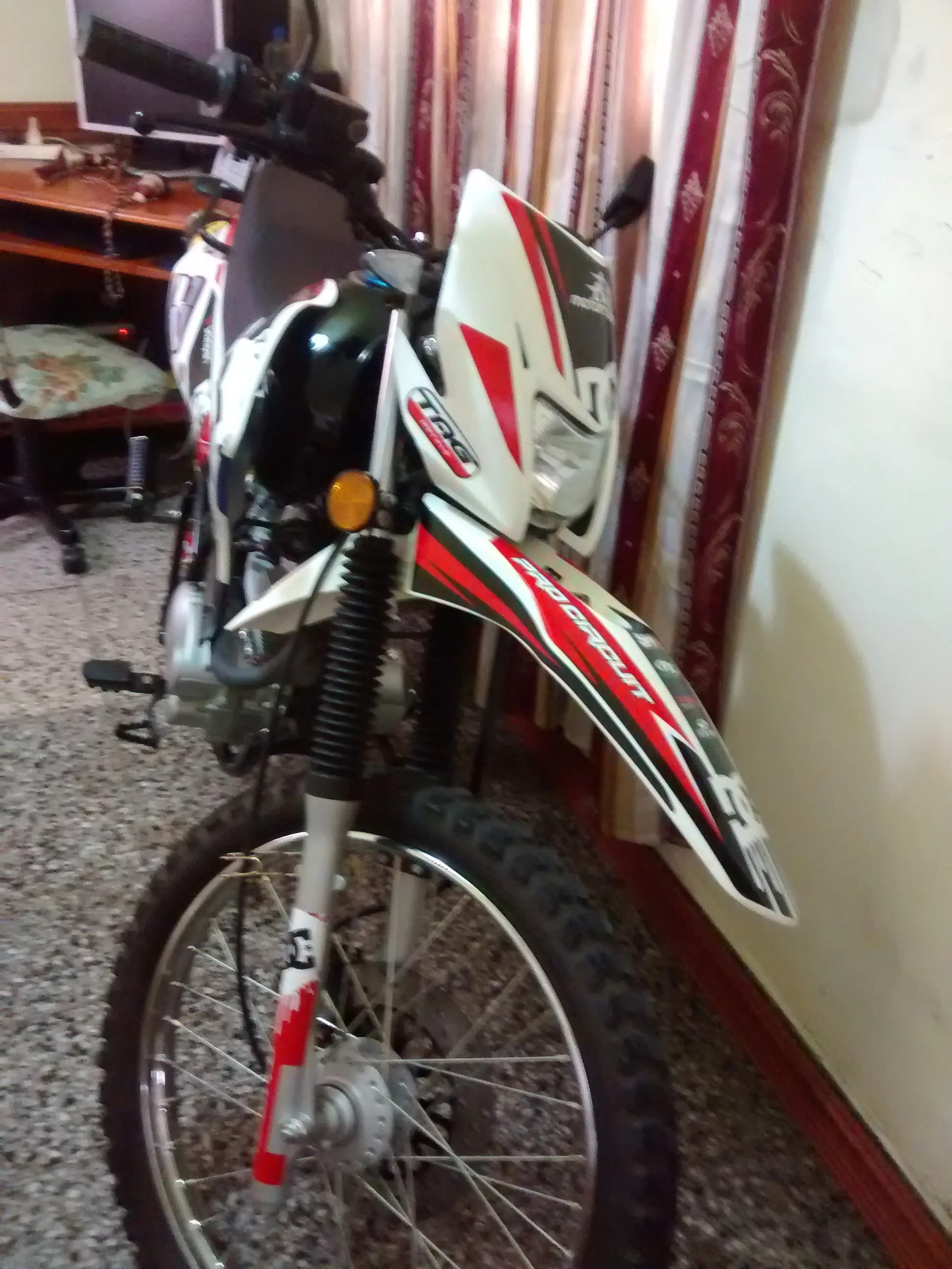 Ayuda: Dejar mas linda mi Motomel Skua 150cc