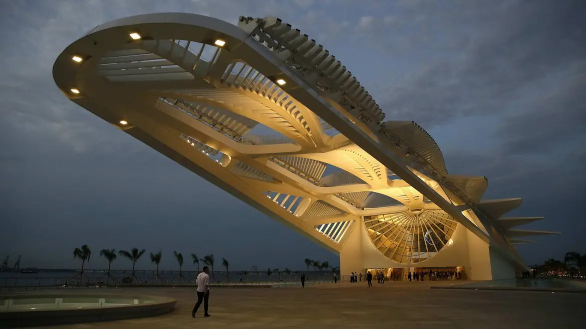 ¿Es una nave espacial? No es el Nuevo Museo del Mañana