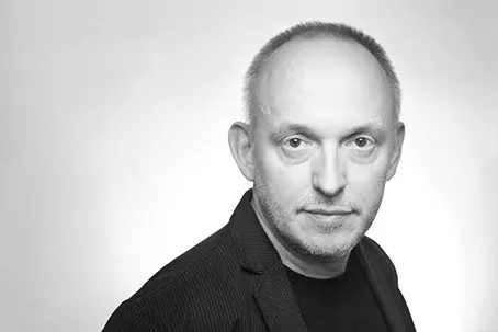 Igor Morski,surrealismo y crítica social.