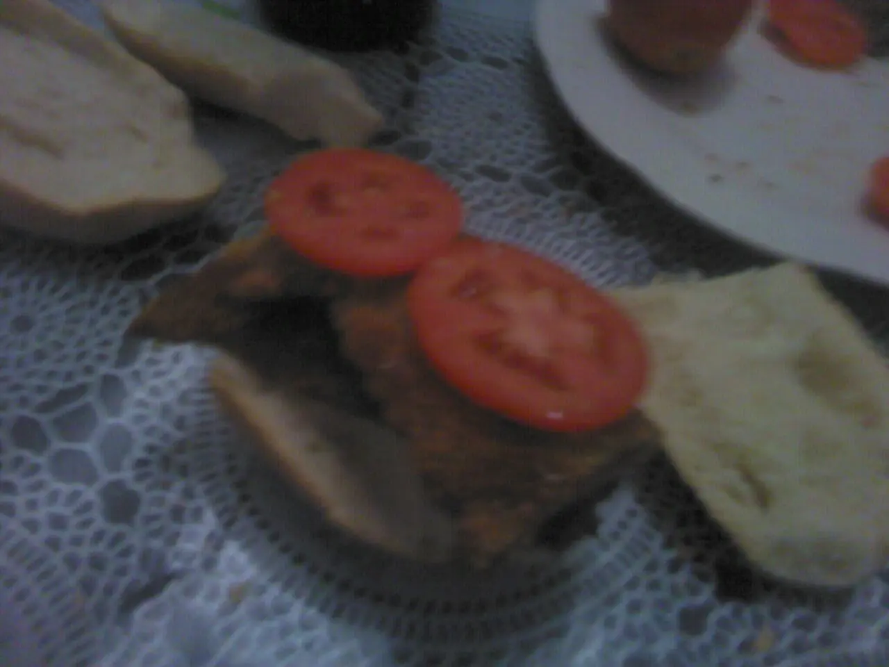 Dos milangas y un solo pan? Yo te lo soluciono papu, pasate