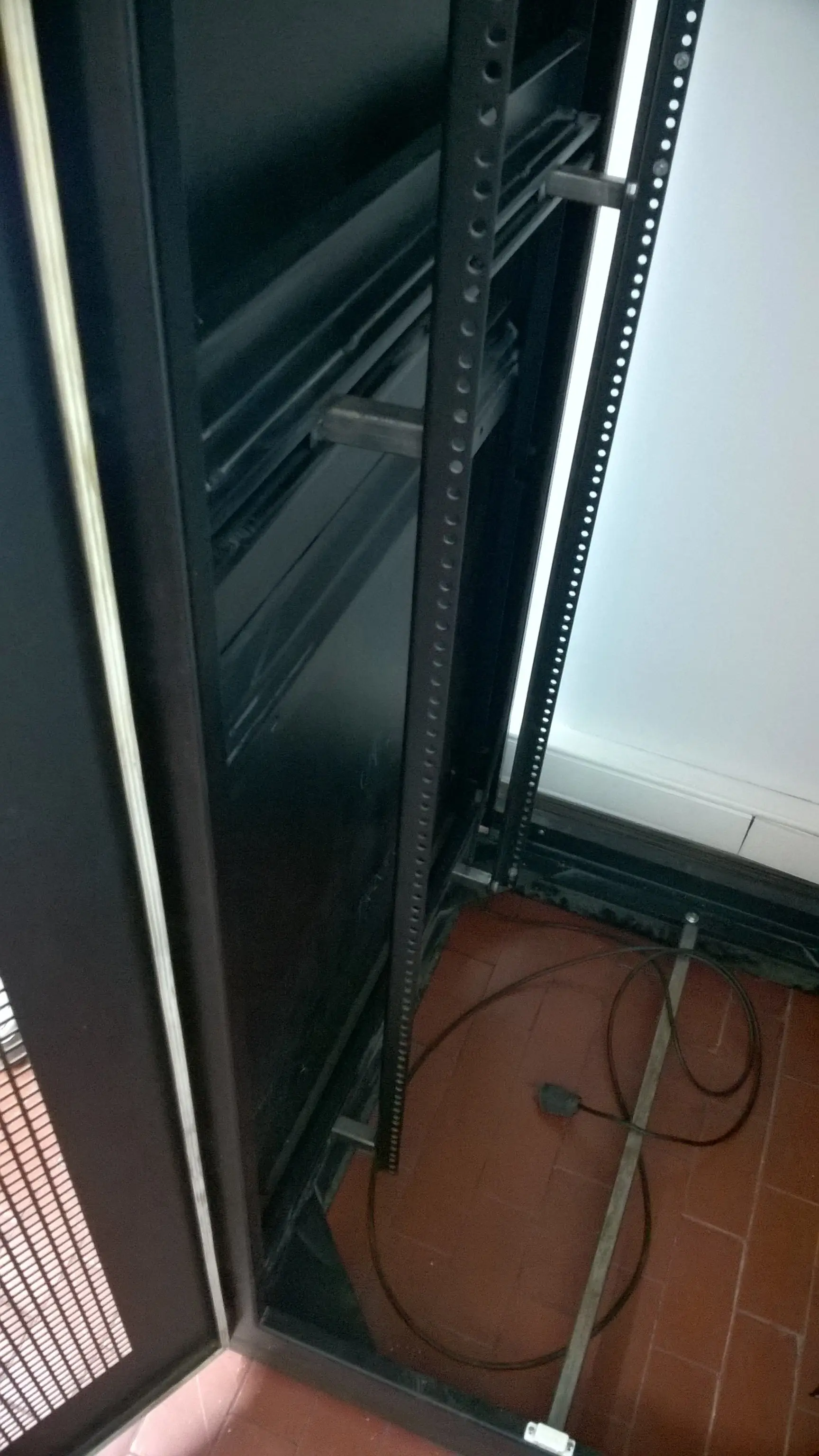 En la empresa necesitaban un rack y mira lo que hice En la empresa necesitaban un rack y mira lo que hice