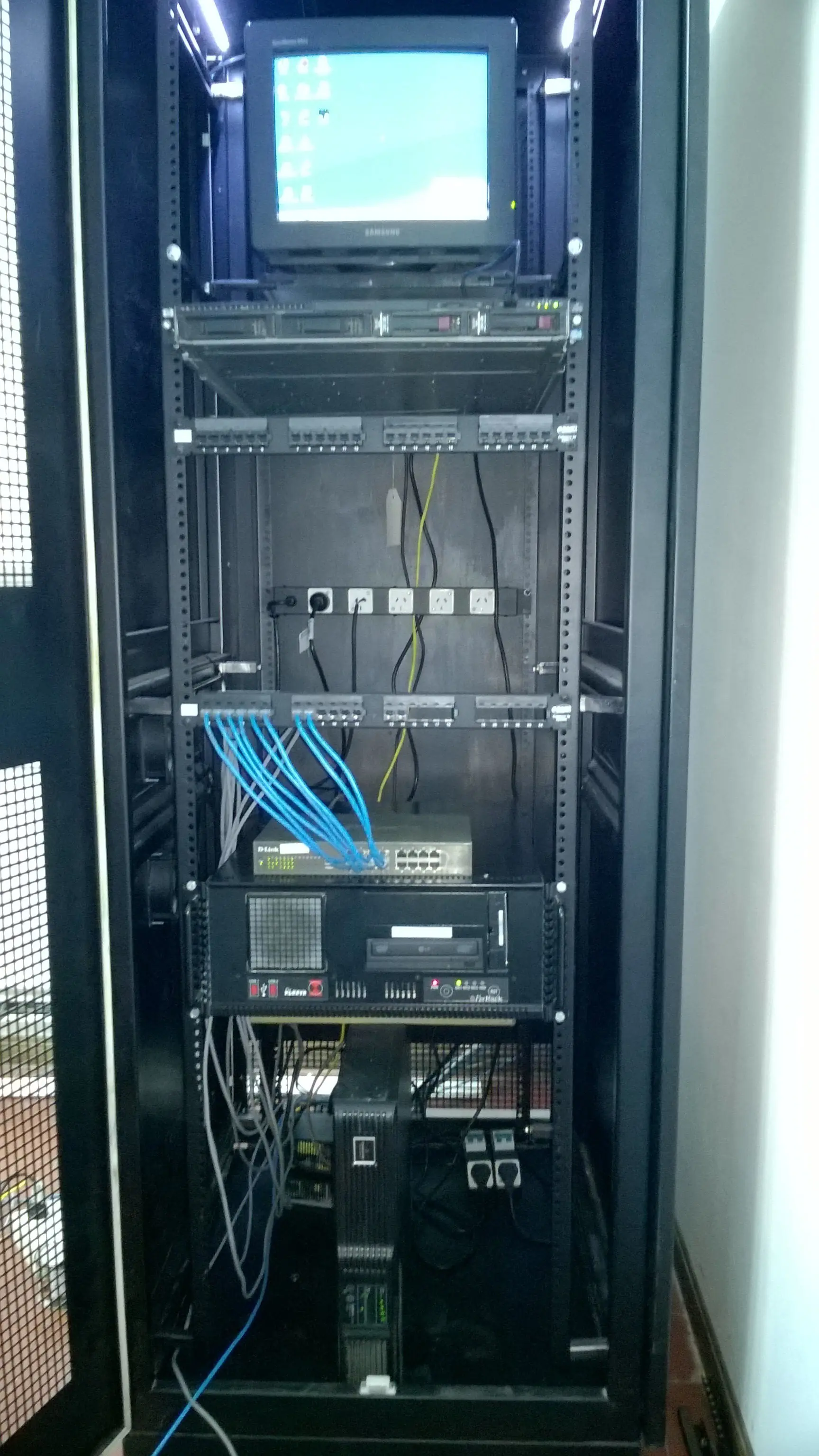 rack casero para servidor