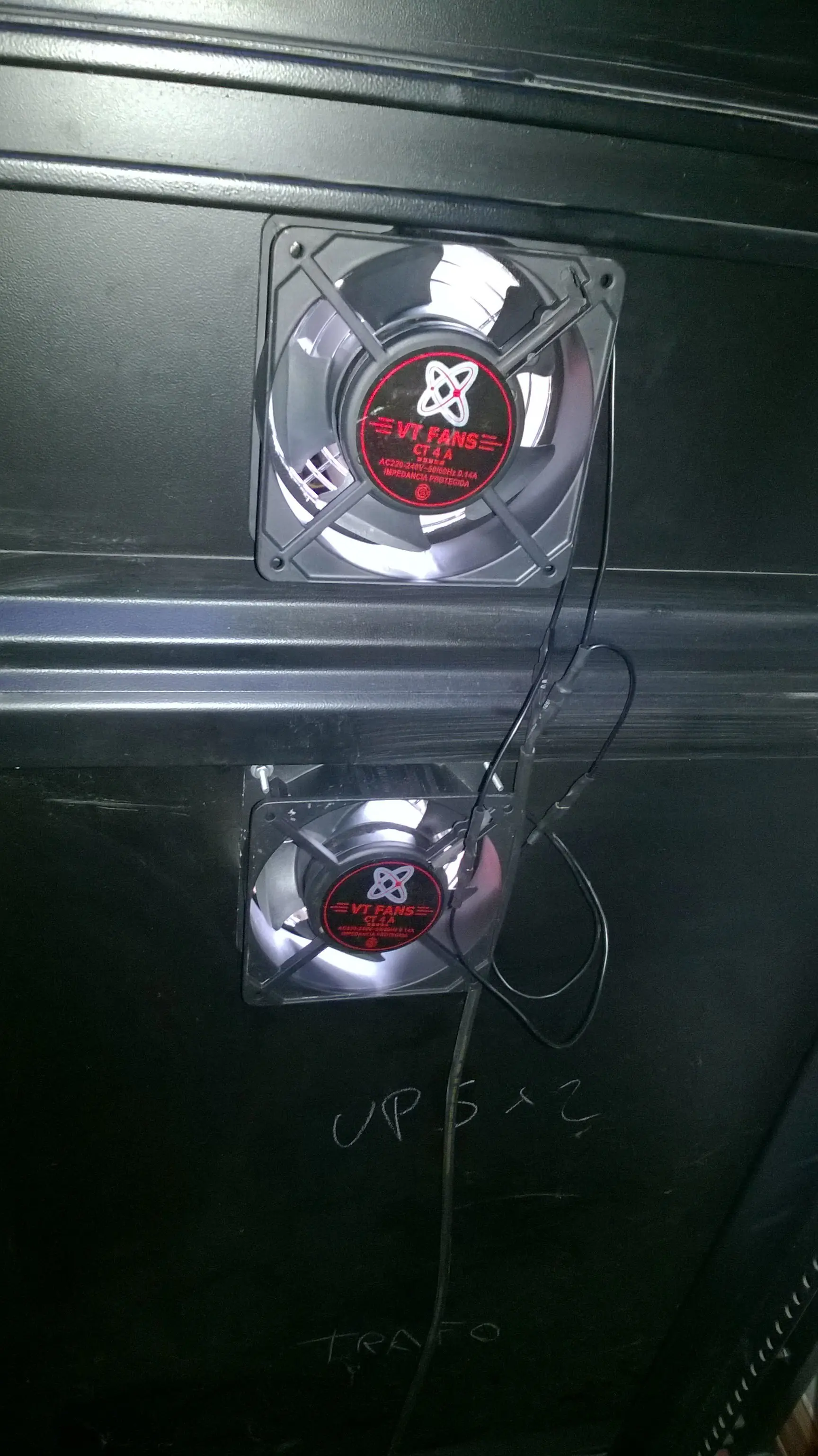 En la empresa necesitaban un rack y mira lo que hice En la empresa necesitaban un rack y mira lo que hice