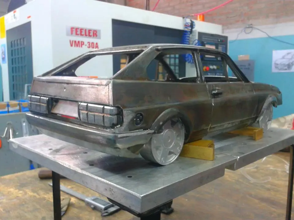 Proceso de Construcción de un Volkswagen gol 1.8 turbo