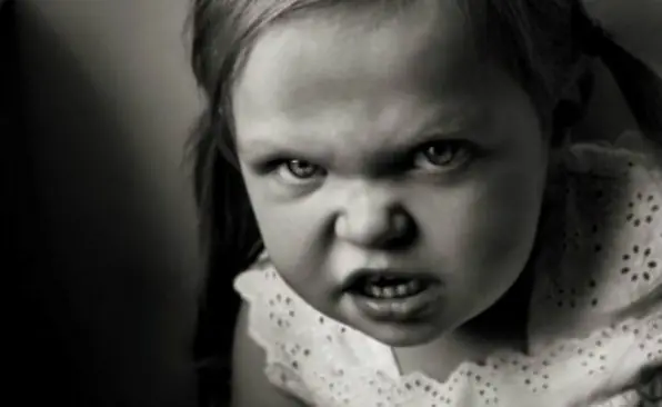 10 cosas más escalofriantes que han dicho niños a sus padres
