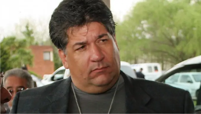 Corrupción mundial Militon_t_s apoyan el afano