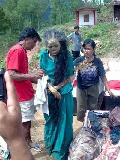 Indonesia y sus...¿Muertos vivientes?
