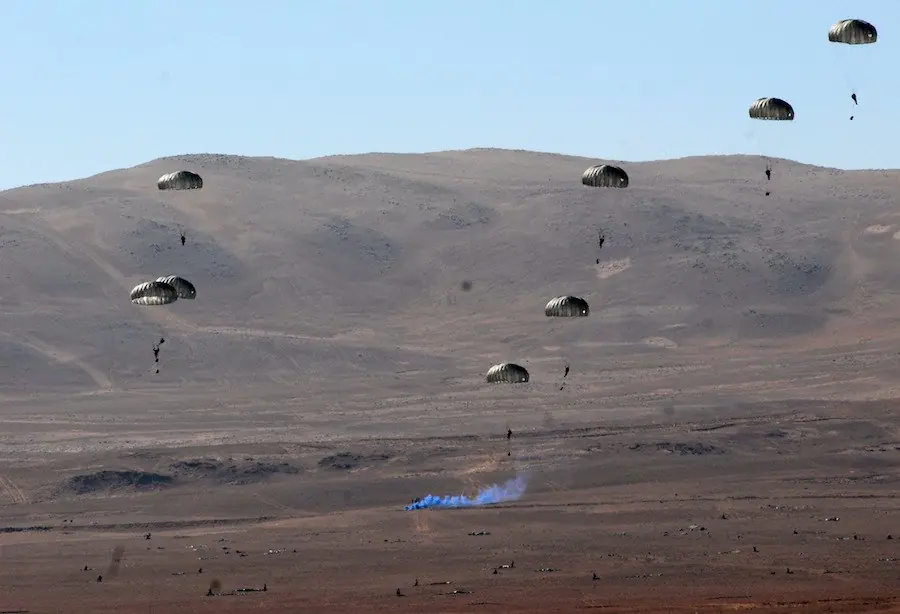 La FF.AA Mas Moderna de L.A:Ejercito, Armada, Fuerza Aerea