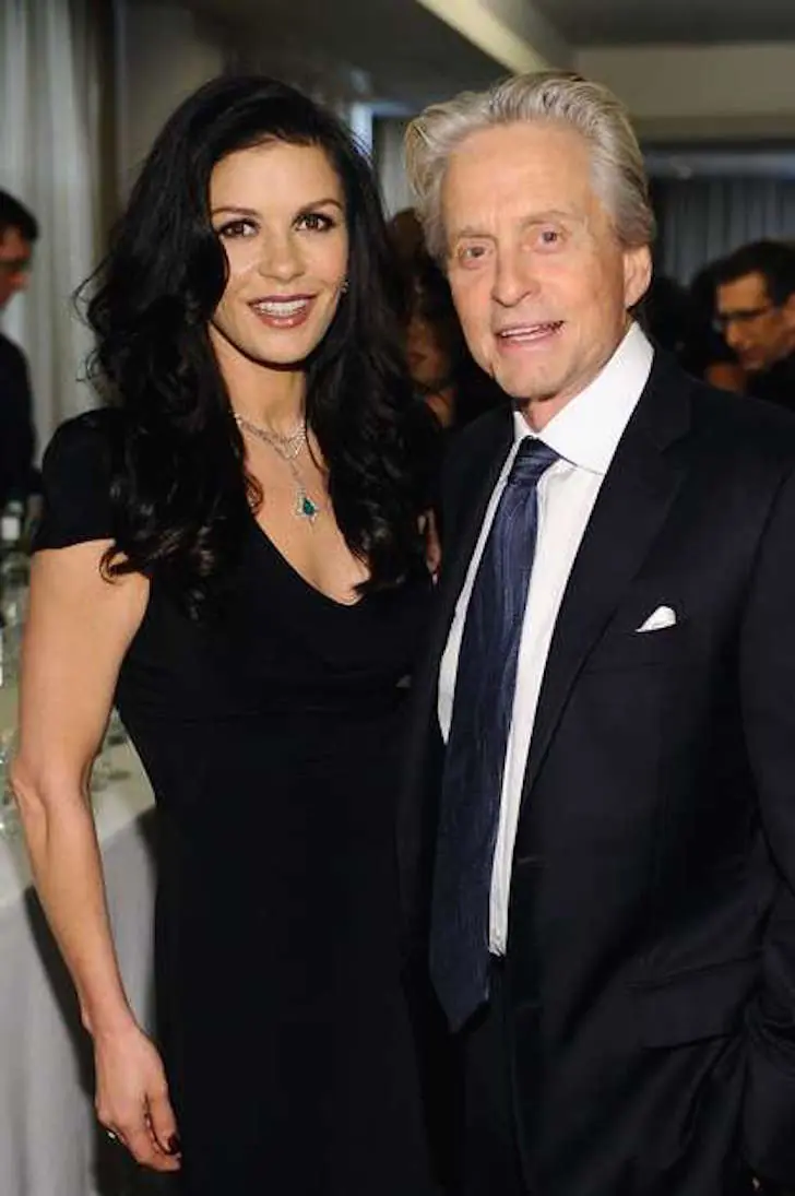 Parejas de famosos que ya habías olvidado que seguían juntos