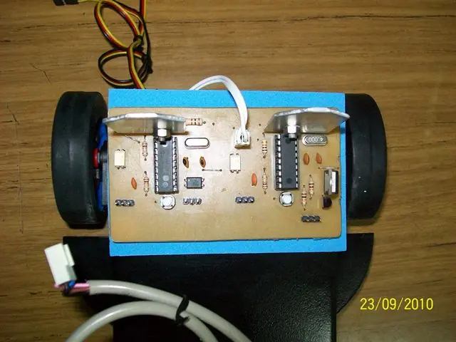 Robot Lazarillo Electrónica Programación PIC