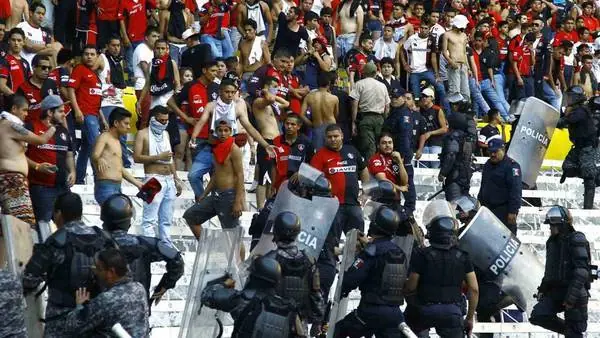 1/2 Entrevisté a un POLICÍA de Mtvdo y te muestro como fué!