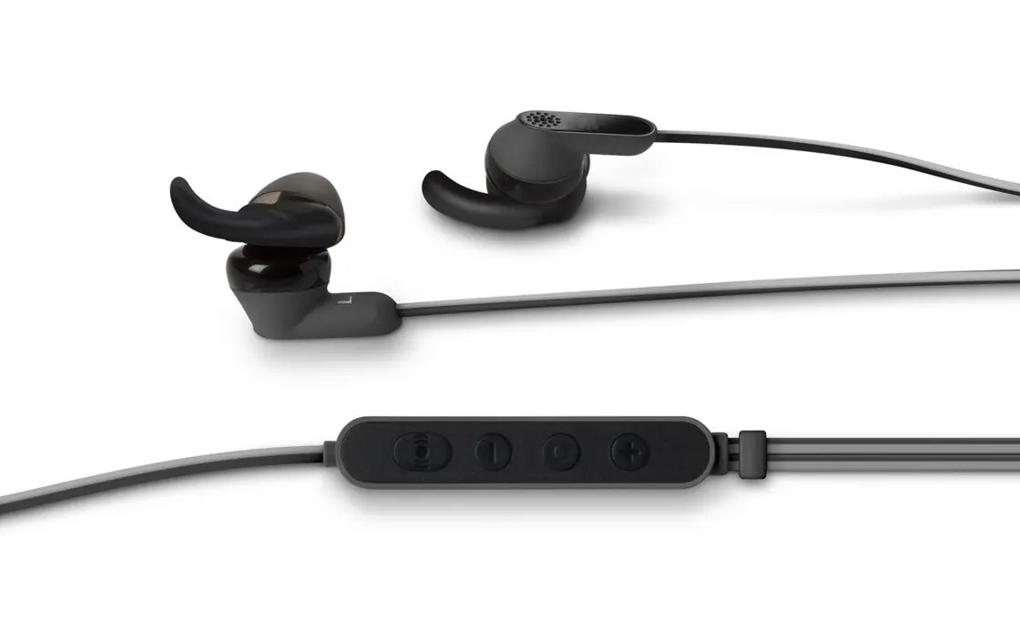 El conector de 3,5 mm de tus cascos en peligro