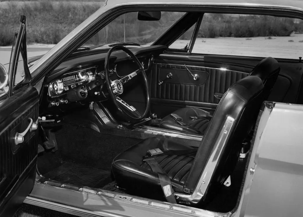Los 11 interiores de coche más atractivos... ¿o no?
