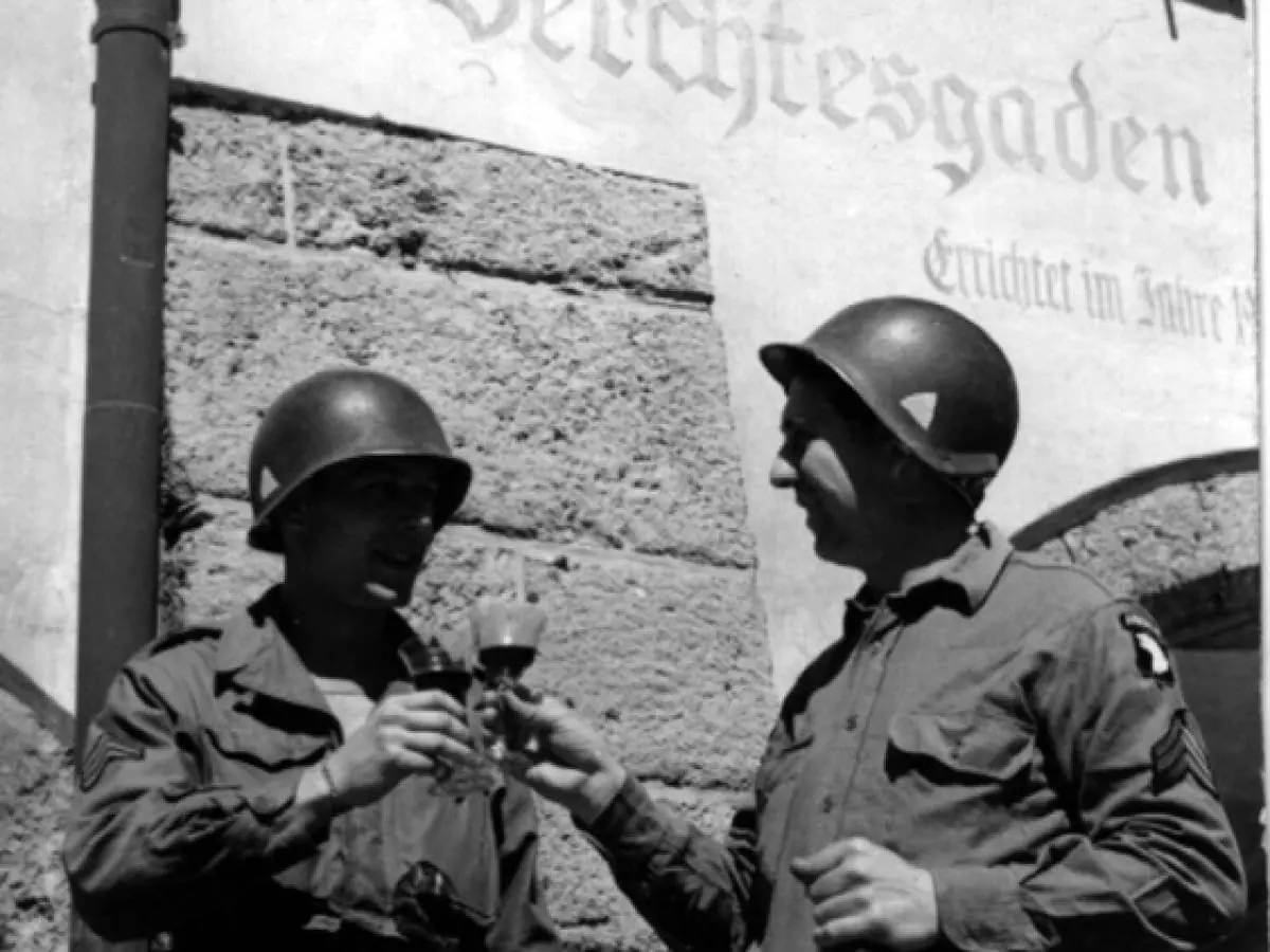 Increible red de túneles Nazis sigue bajo este pueblo Aleman