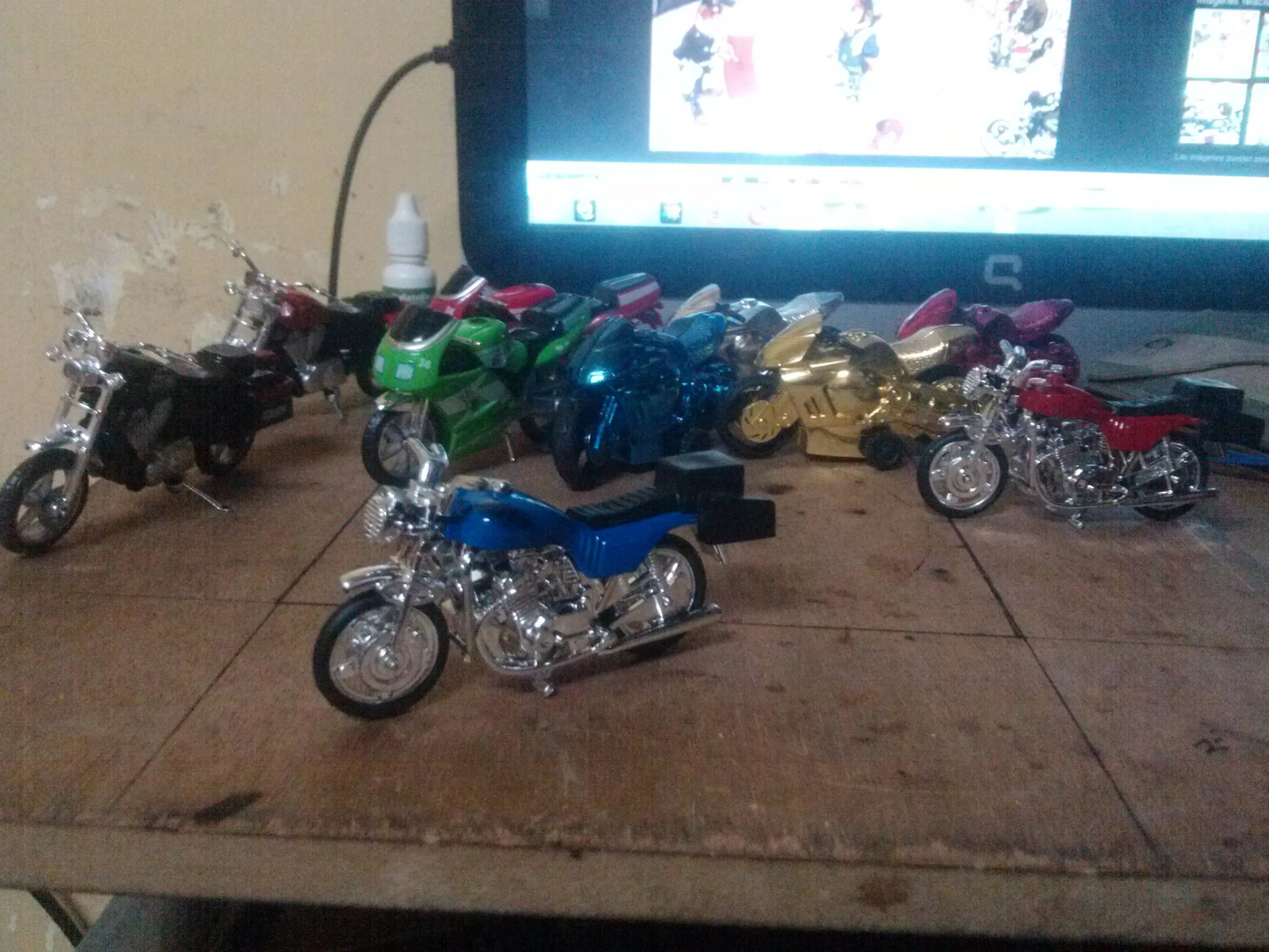 estoy aprendiendo a ser mecanico de motos, y te lo muestro