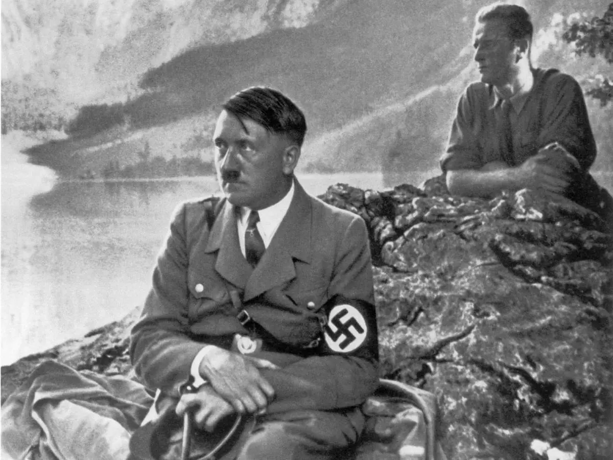 Increible red de túneles Nazis sigue bajo este pueblo Aleman