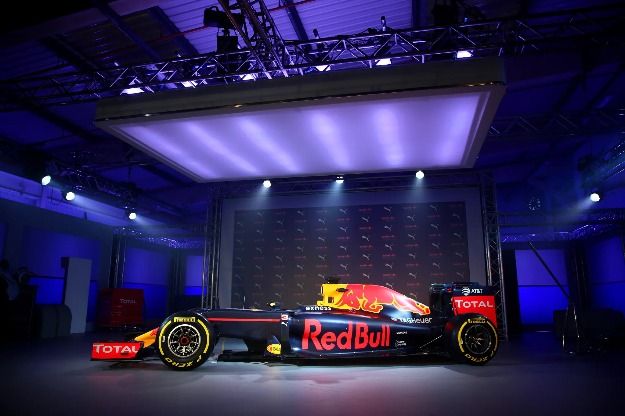 RB12