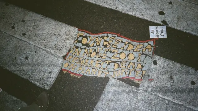 ¿Oiste hablar sobre los misteriosos azulejos "Toynbee" ?