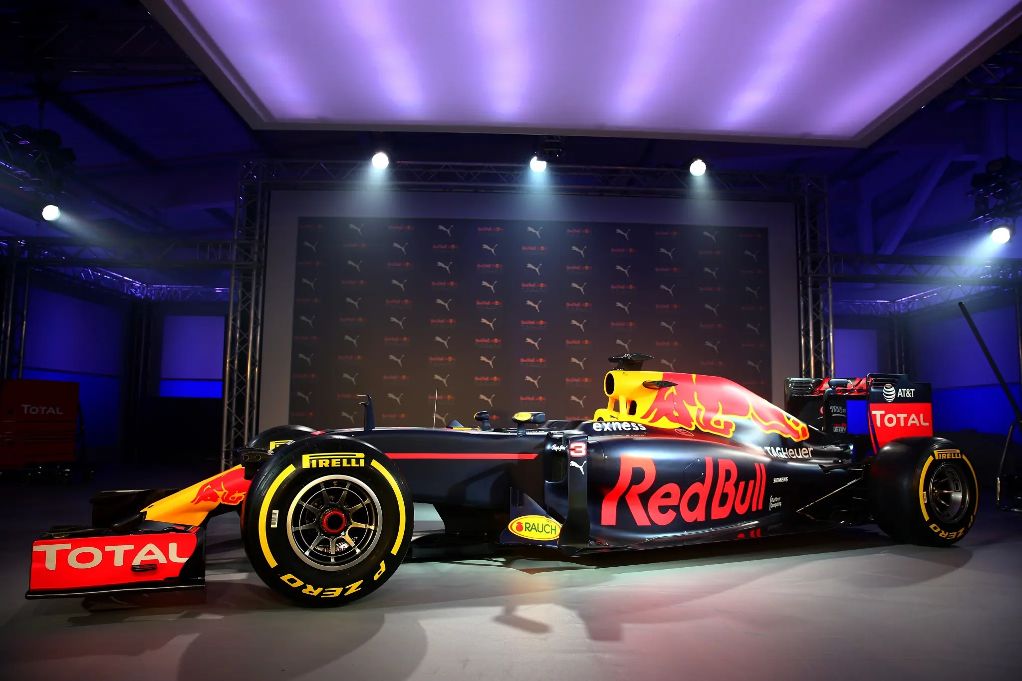 RB12