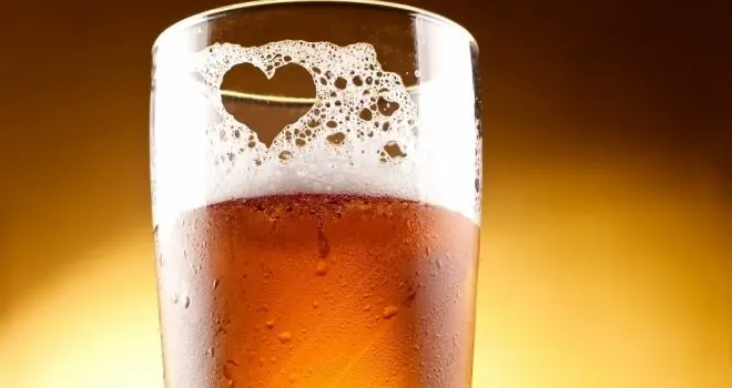 10 beneficios que la cerveza produce en el cuerpo.