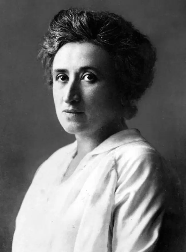 Estas 9 Mujeres cambiaron el mundo. Estas 9 Mujeres cambiaron el mundo.