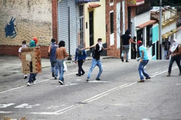 Afirma que Guarimberos eran pagados en su comunidad en 2014