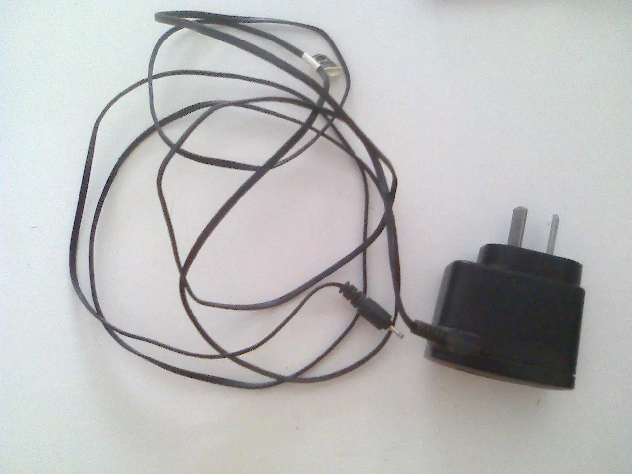 Cansado de cambiar pilas¿? hace tus propias "recargables"