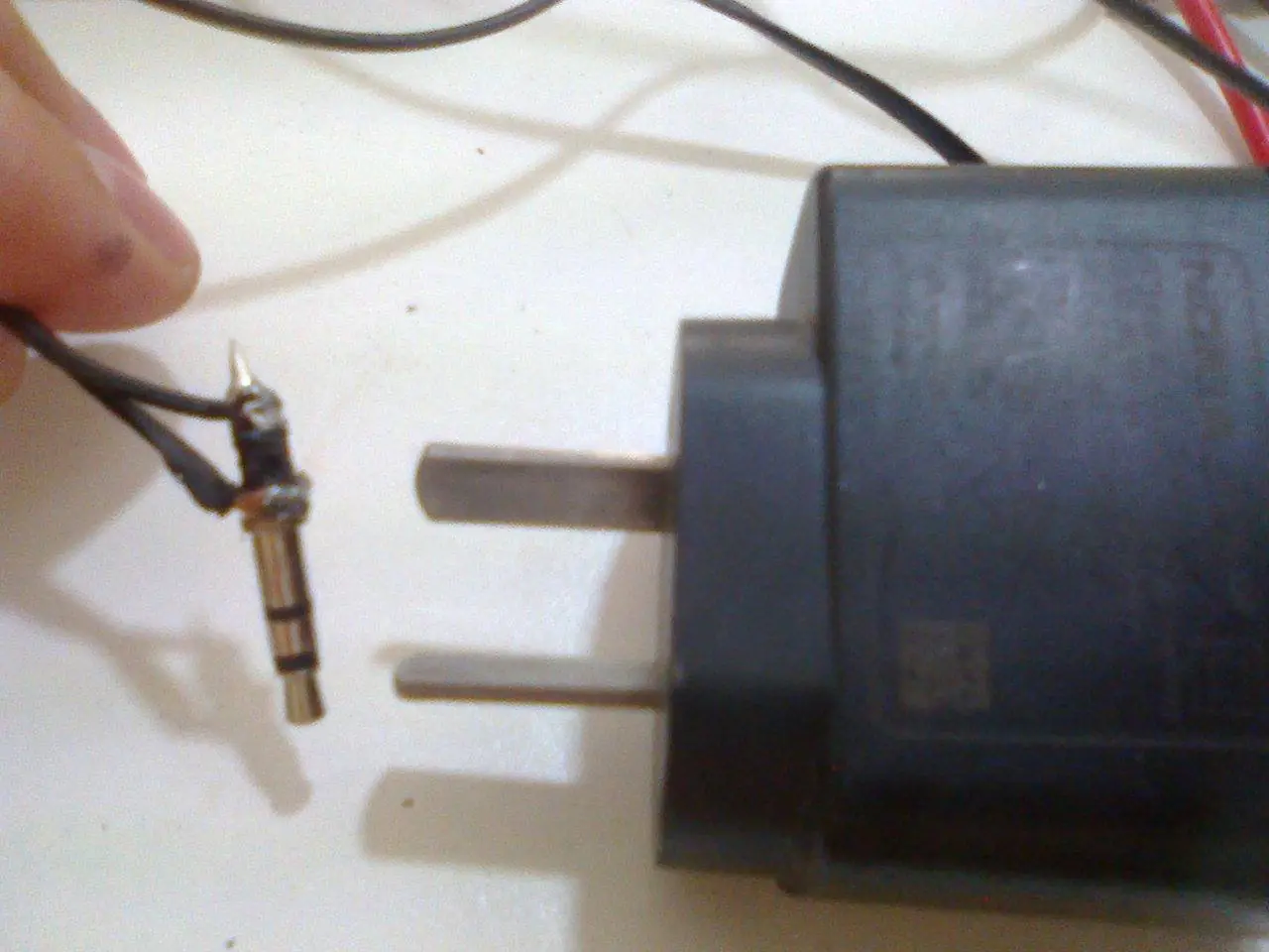 Cansado de cambiar pilas¿? hace tus propias "recargables"