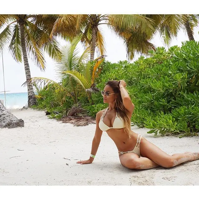 bikini