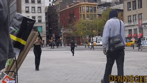 Todo mundo se la queria ligar, hasta que se quitó los lentes