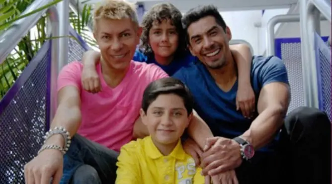 Película mexicana critica la adopción gay