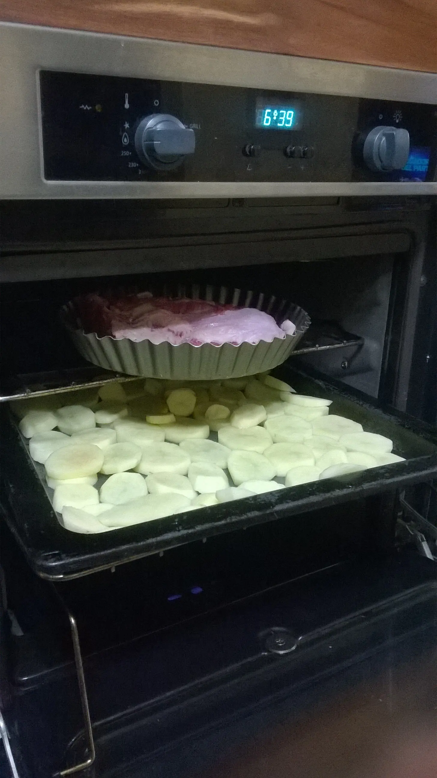 PAPAS CON PANCETA Y QUESO