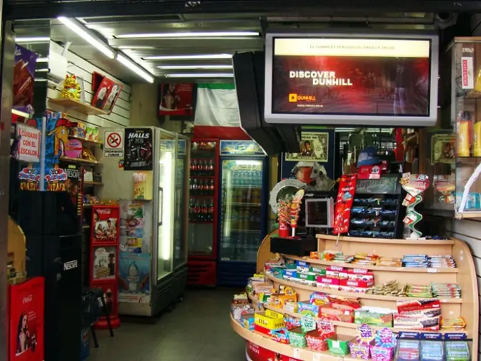 Entro un youtuber a mi kiosco con una cam y te lo muestro