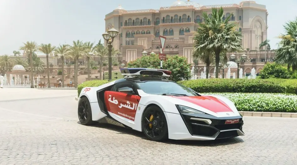 Los coches de policìas mas caros del mundo..!!