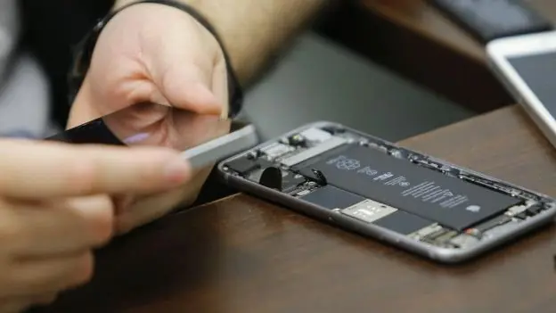 Como desbloqueó el FBI el iPhone , burlando a Apple ?