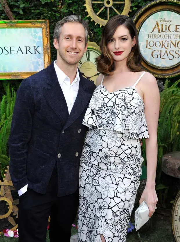 anne hathaway 2016
