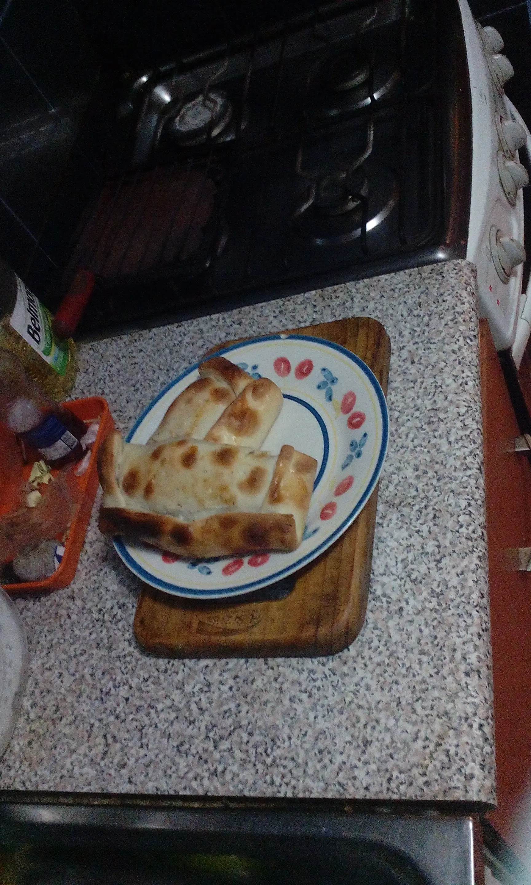 Te muestro mi cena capo y mi pistola