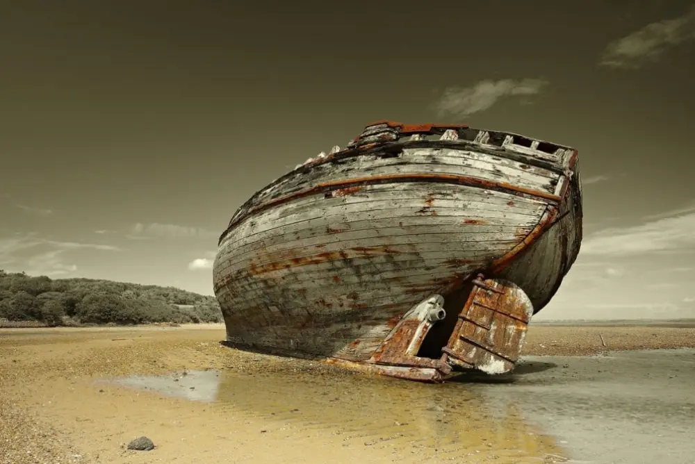 20 Hermosos y espeluznantes barcos olvidado por la humanidad