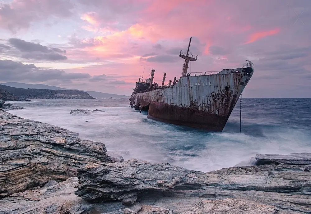 20 Hermosos y espeluznantes barcos olvidado por la humanidad