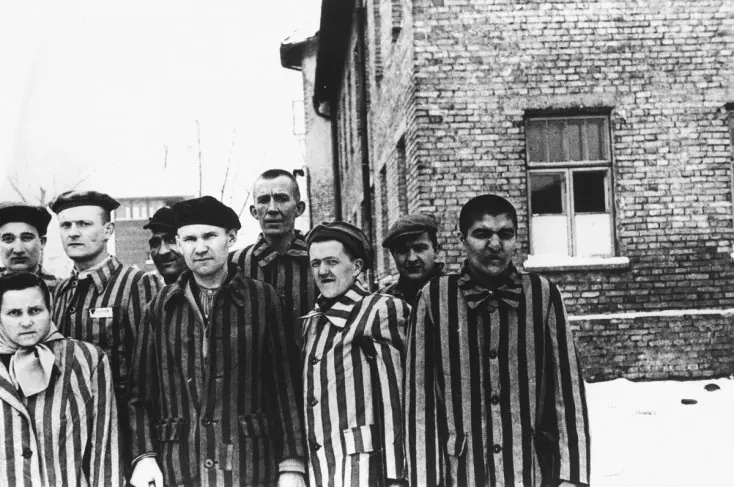 A la sombra de la muerte - Los enamorados de Auschwitz A la sombra de la muerte - Los enamorados de Auschwitz