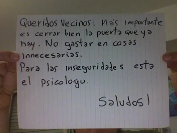 24 Personas que se cansaron de sus vecinos